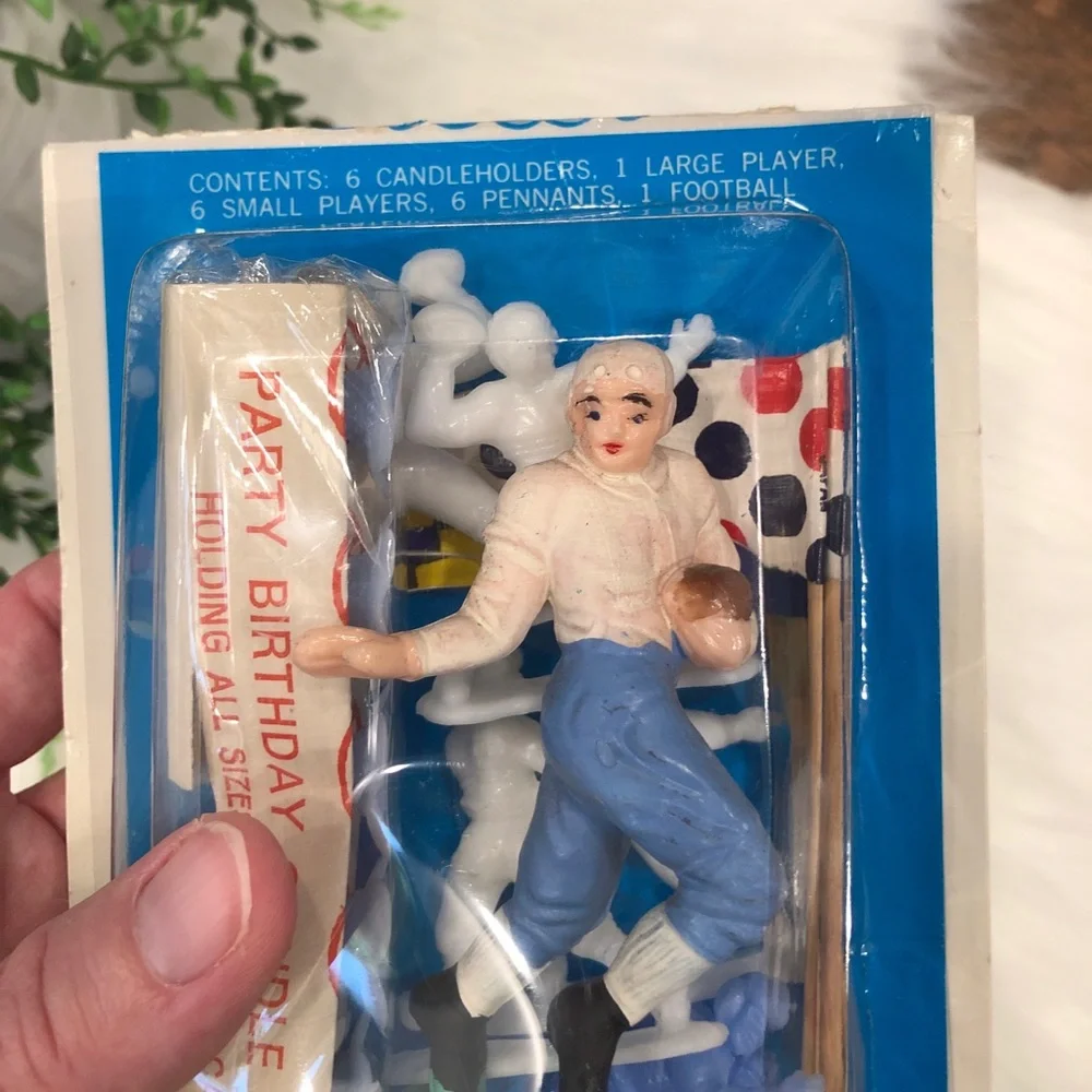 Vintage cake decorations
